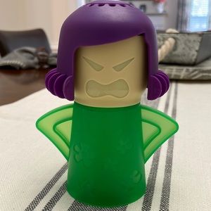Angry Mom Microwave Cleaner
